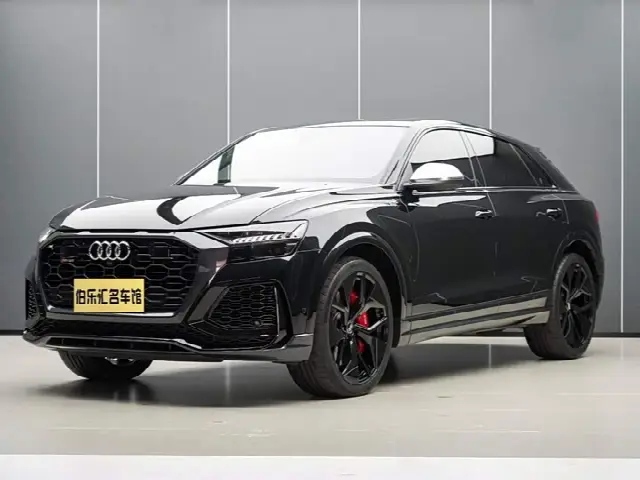Audi RS Q8 2022, 34 000 км