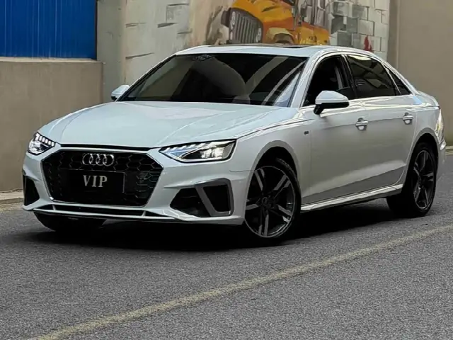 Audi A4L 2020, 77 000 км
