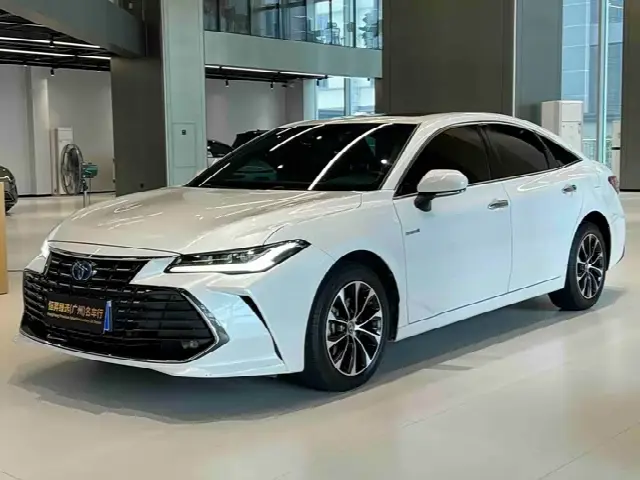 Toyota Avalon 2022, 49 000 км