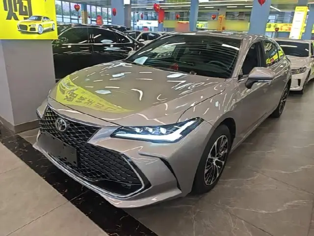Toyota Avalon 2022, 32 100 км