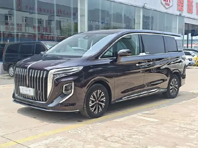 Hongqi HQ9 2024, 8 000 км