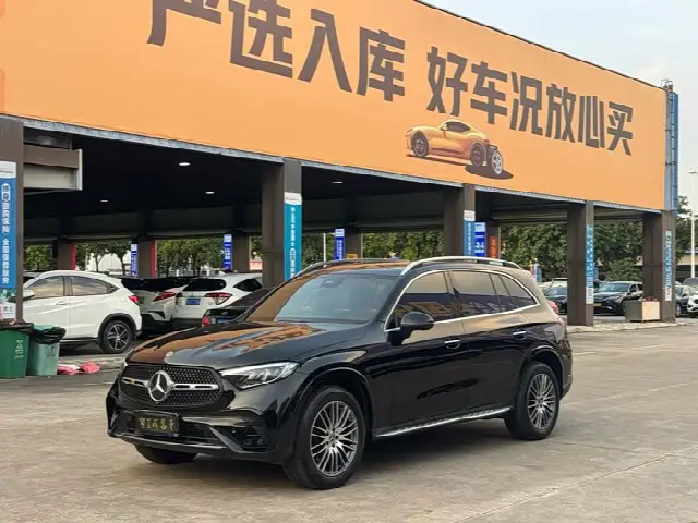 Mercedes-Benz GLC-Class 2024, 37 000 км