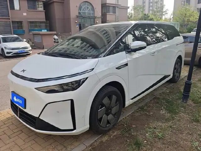 XPeng X9 2026, новый