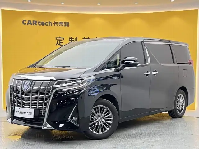Toyota Alphard 2023, 41 000 км