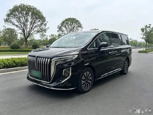 Hongqi HQ9 Hybrid 2024, 18 300 км