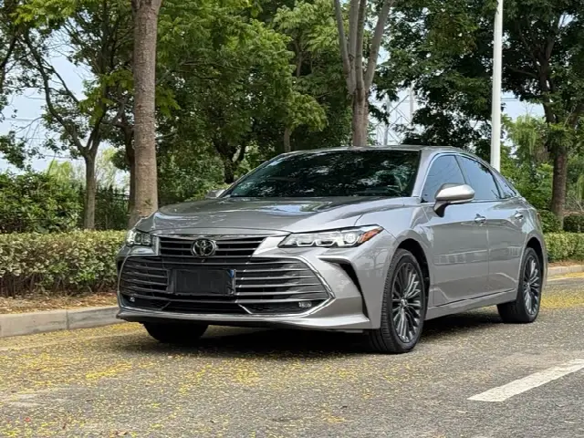 Toyota Avalon 2022, 74 000 км