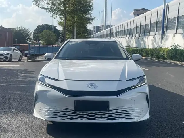 Toyota Camry 2024, 17 000 км