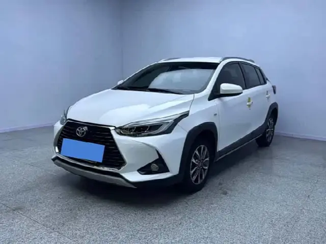 Toyota Yaris L Hatchback 2022, 22 900 км