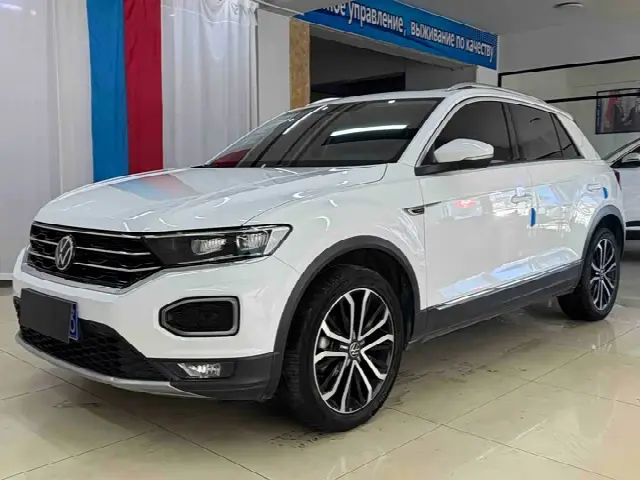 Volkswagen T-Roc 2022, 28 000 км