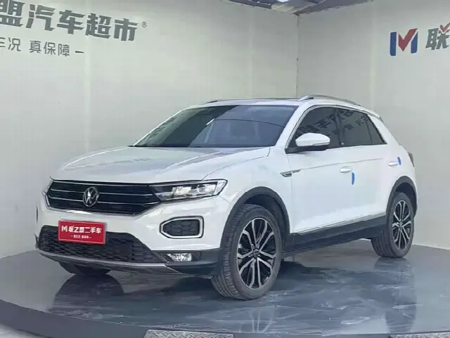 Volkswagen T-Roc 2022, 27 000 км