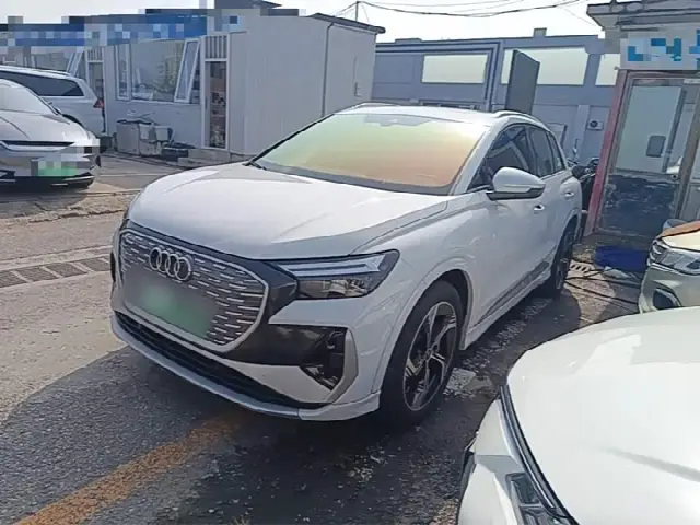 Audi Q4 e-tron 2024, 41 000 км