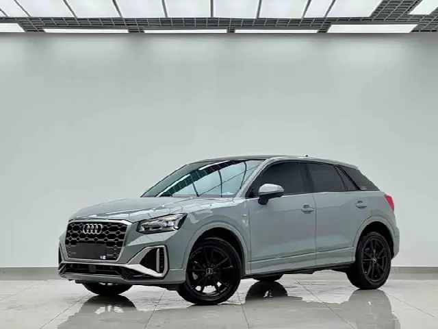 Audi Q2L 2022, 21 000 км
