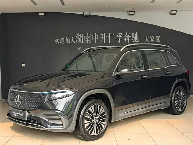 Mercedes-Benz EQB 2023, 53 000 км