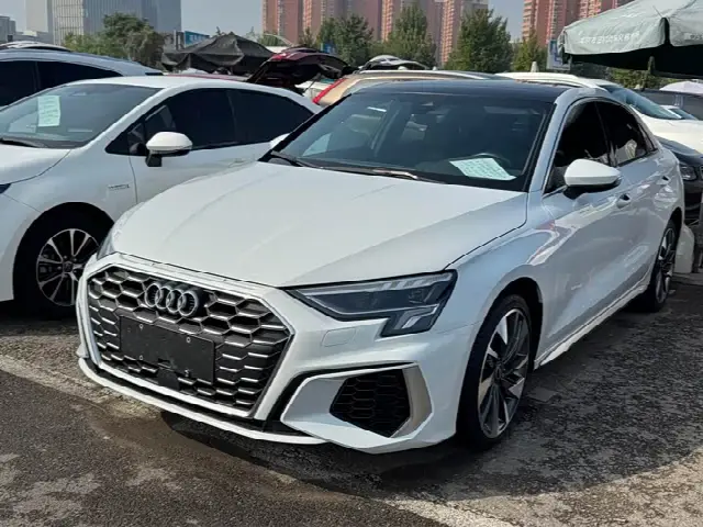 Audi A3 2023, 90 000 км