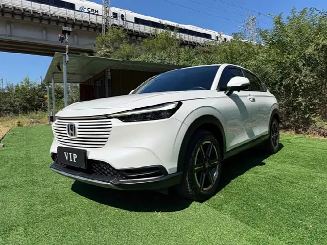 Honda Vezel 2023, 11 000 км