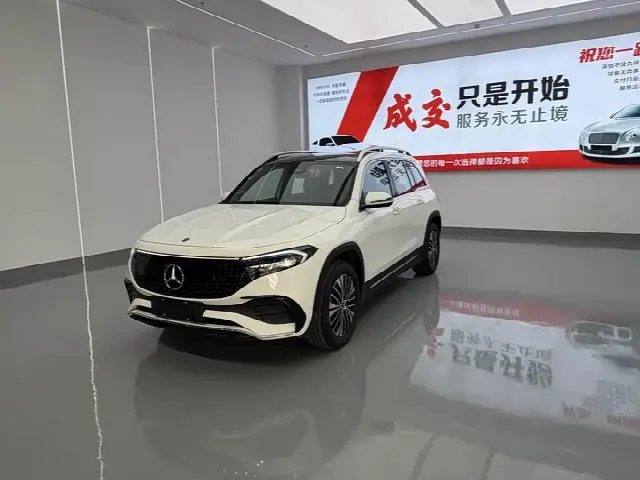 Mercedes-Benz EQB 2025, 6 000 км