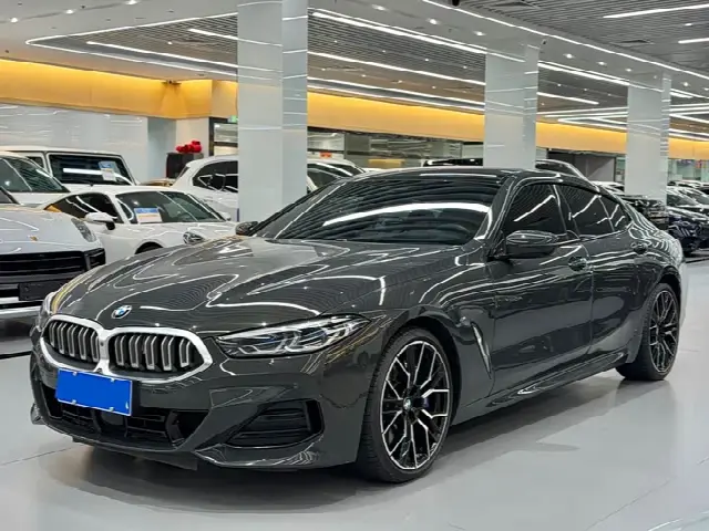 BMW 8 Series 2022, 40 000 км