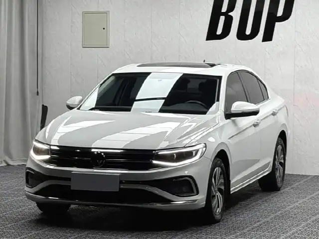 Volkswagen Bora 2023, 80 000 км
