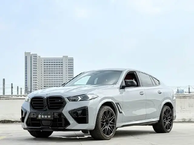 BMW X6 M 2023, 10 000 км