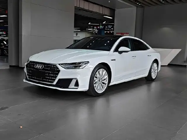 Audi A7L 2022, 20 000 км