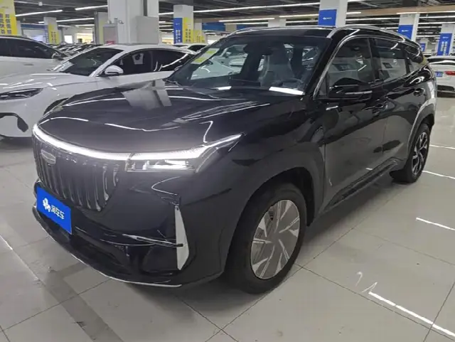 Geely Atlas L 2025, новый