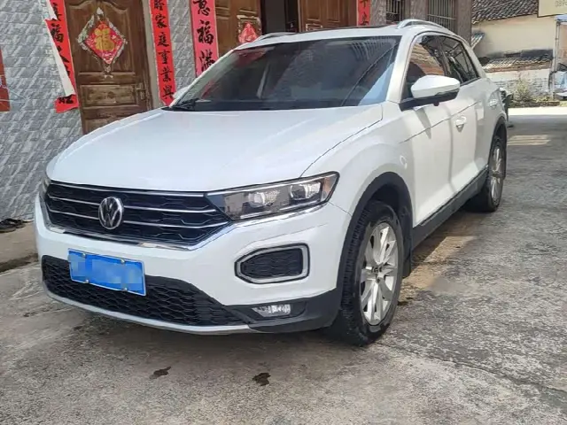 Volkswagen T-Roc 2021, 34 000 км