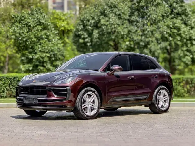 Porsche Macan 2022, 42 000 км