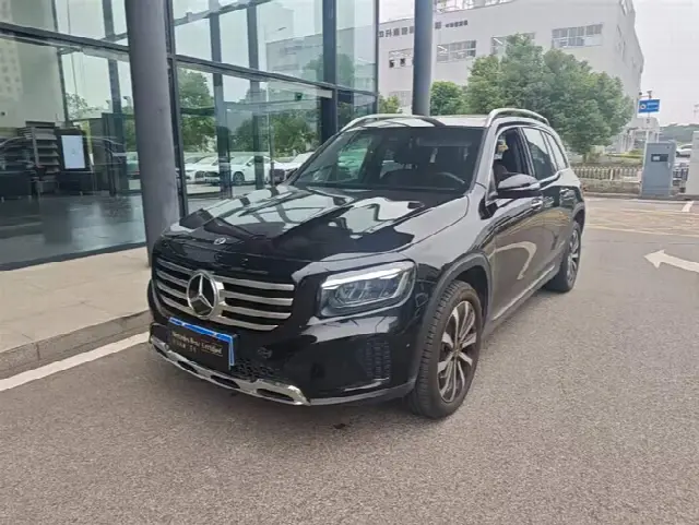 Mercedes-Benz GLB-Class 2025, 17 000 км