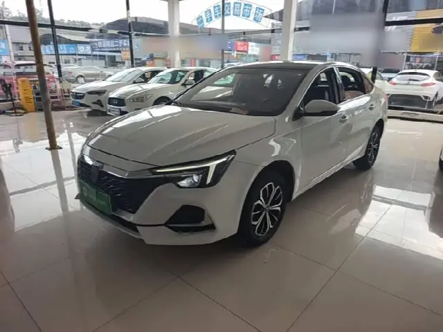 Roewe i6 Max EV 2023, 85 000 км
