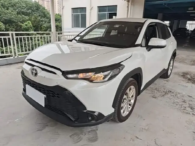 Toyota Frontlander 2024, 32 600 км