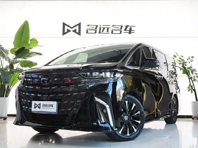 Toyota Alphard 2024, 41 000 км