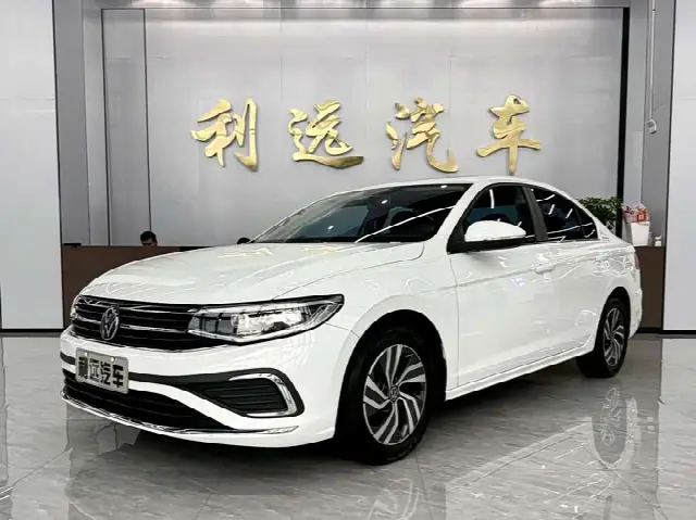 Volkswagen Bora 2025, 5 000 км