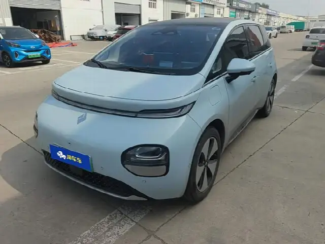 Baojun Yunduo 2023, 30 100 км