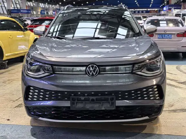 Volkswagen ID.6 X 2022, 80 000 км
