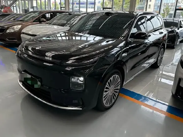 Leapmotor D19 2026, новый