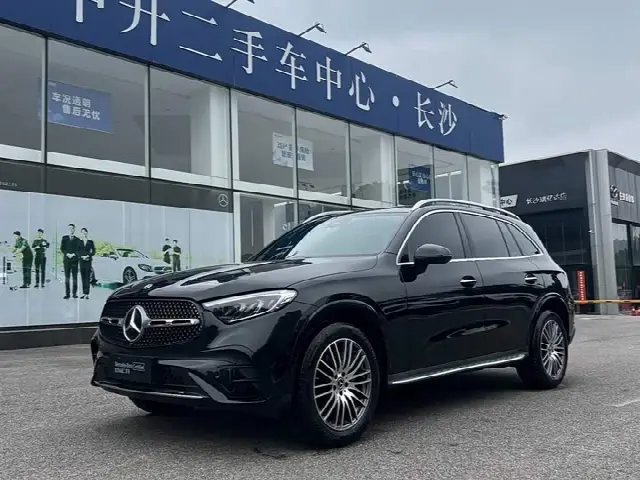 Mercedes-Benz GLC-Class 2024, 61 000 км