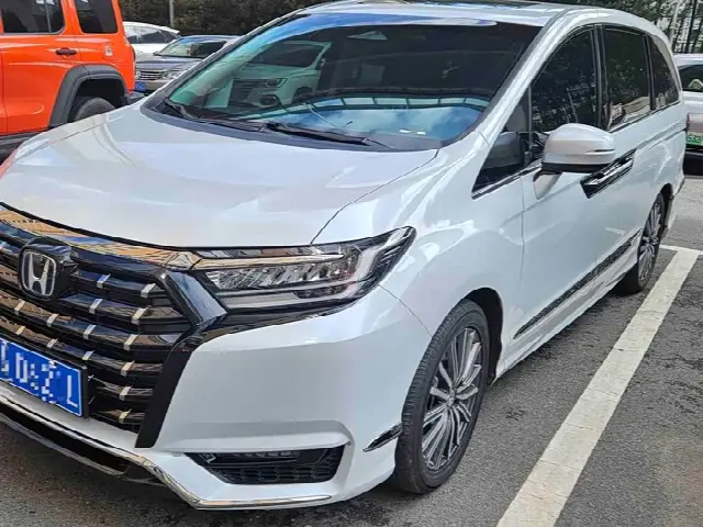 Honda Elysion 2024, 27 000 км