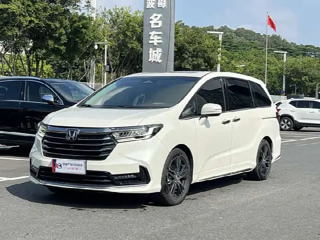 Honda Odyssey 2024, 32 000 км