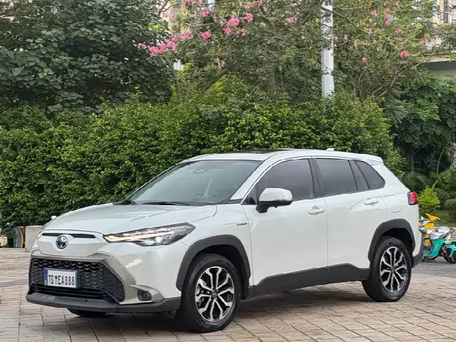 Toyota Frontlander 2024, 25 000 км
