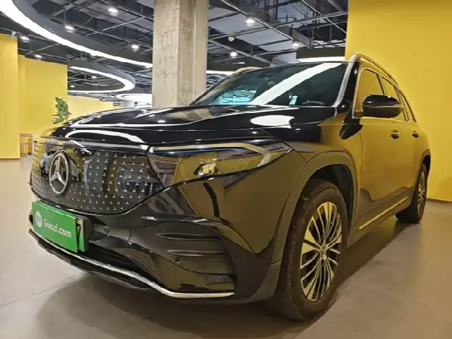Mercedes-Benz EQB 2025, 24 800 км