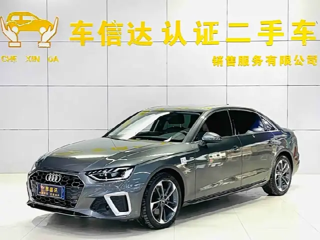 Audi A4L 2022, 43 000 км