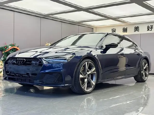 Audi A7L 2022, 30 000 км