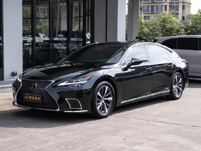 Lexus LS 2021, 44 300 км