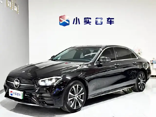 Mercedes-Benz E-Class Hybrid 2021, 40 000 км