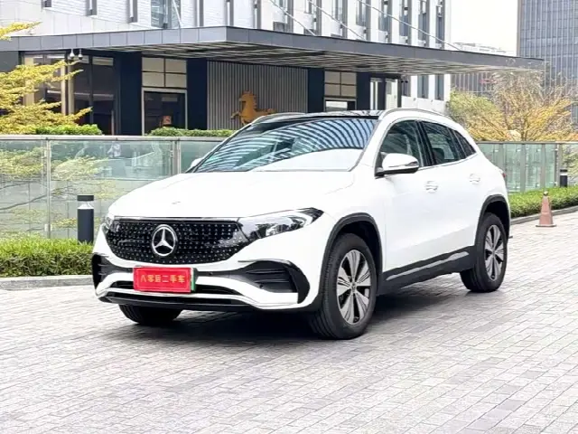 Mercedes-Benz EQA 2025, 25 000 км