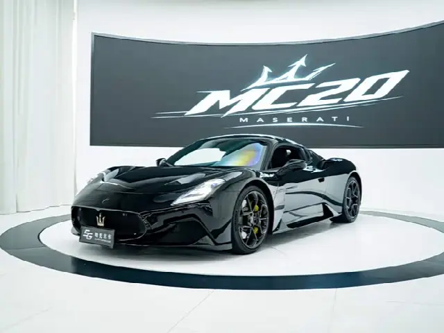 Maserati MC20 2020, 8 900 км