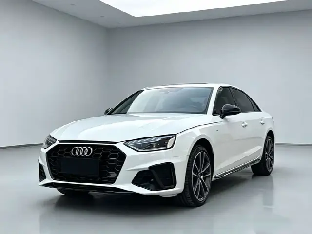 Audi A4L 2025, 10 000 км