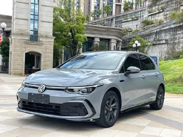 Volkswagen Golf 2021, 44 000 км