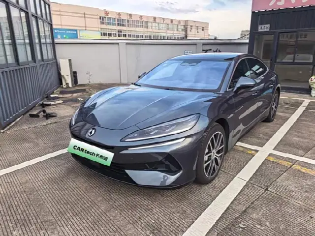 Denza Z9 2024, 3 400 км