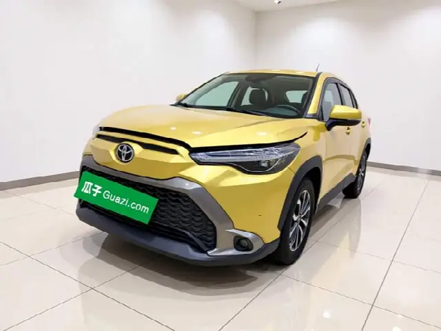 Toyota Frontlander 2022, 64 200 км